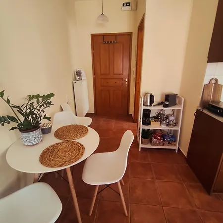 Virginia's Guest Apartament